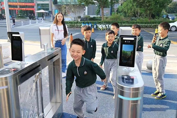 Hệ Thống Điểm Danh Thông Minh: Giải Pháp Quản Lý Nhân Sự & Học Sinh | hệ thống điểm danh